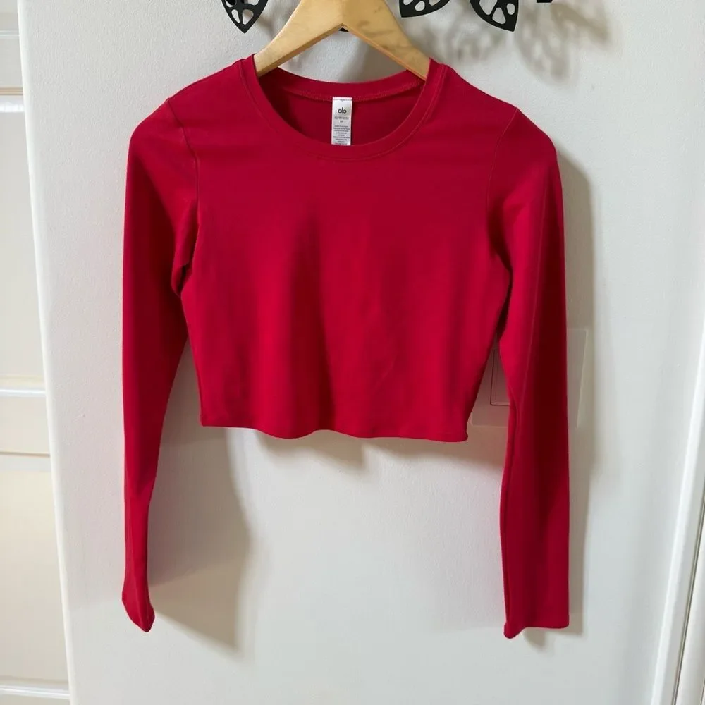 ALO Yoga Alosoft Crop Finesse Long SleeveTee in Bold Red XS NWOT